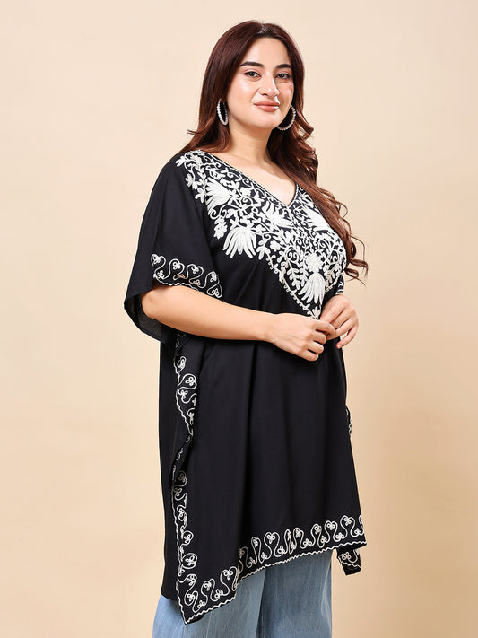 Black & White Floral Embroidered Tunic | Vaamii