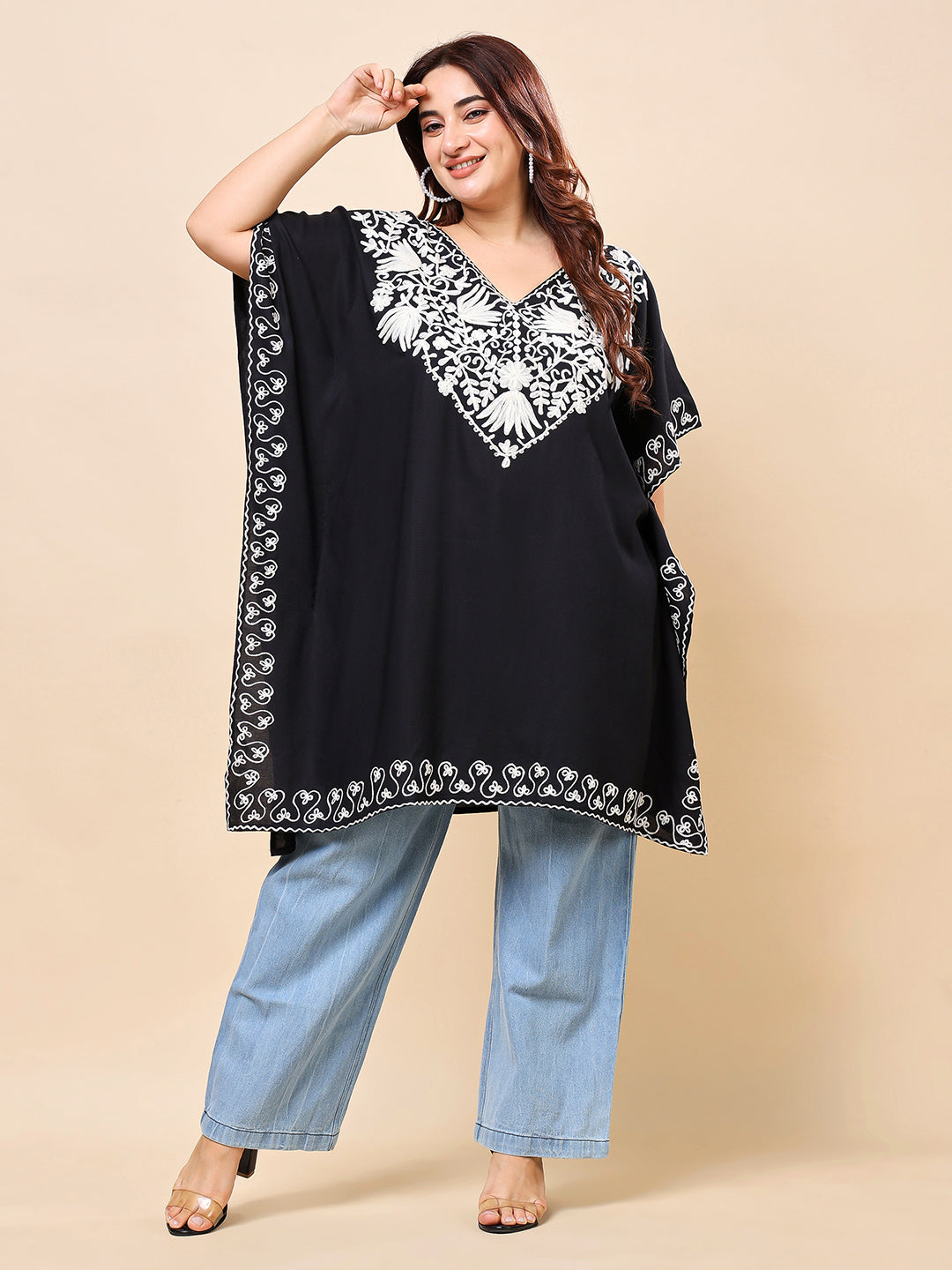 Black & White Floral Embroidered Tunic | Vaamii