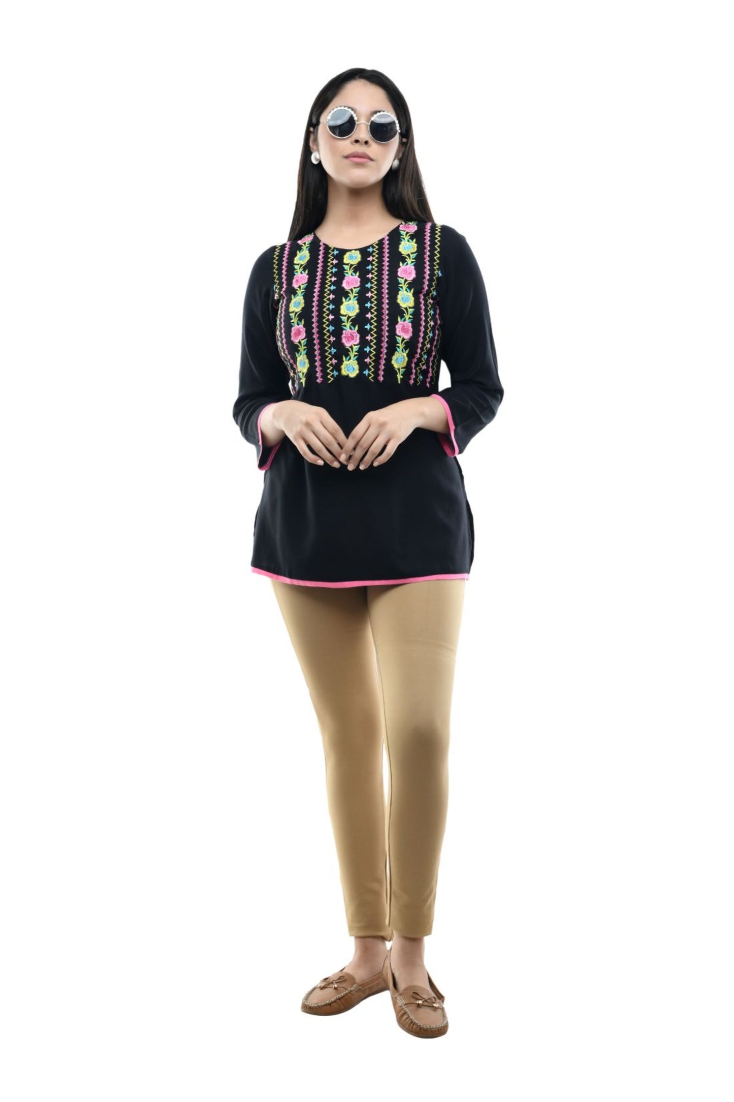 Black Floral Panel Embroidered Straight Top | Vaamii